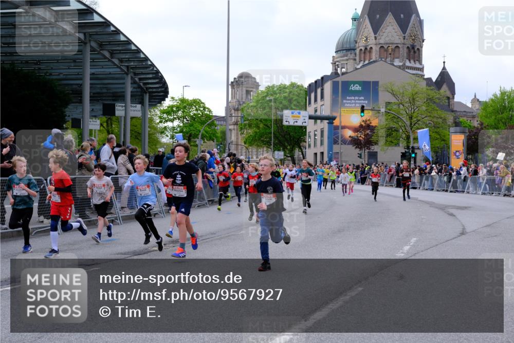 25.04.2026 - Das Zehntel Tim E. http://msf.ph/oto/9567927 25.04.2026 08:51:40 Ziel 1022, 1034, 1140, 1149, 1222, 1308, 1634, 1847, 2021, 2036, 2241, 2261, 2262, 2299, 2451, 2453, 2599, 2601, 2605, 2618, 2623, 2643, 2648, 2684, 2925, 3110, 3220, 3251, 3345, 4045 meine-sportfotos.de