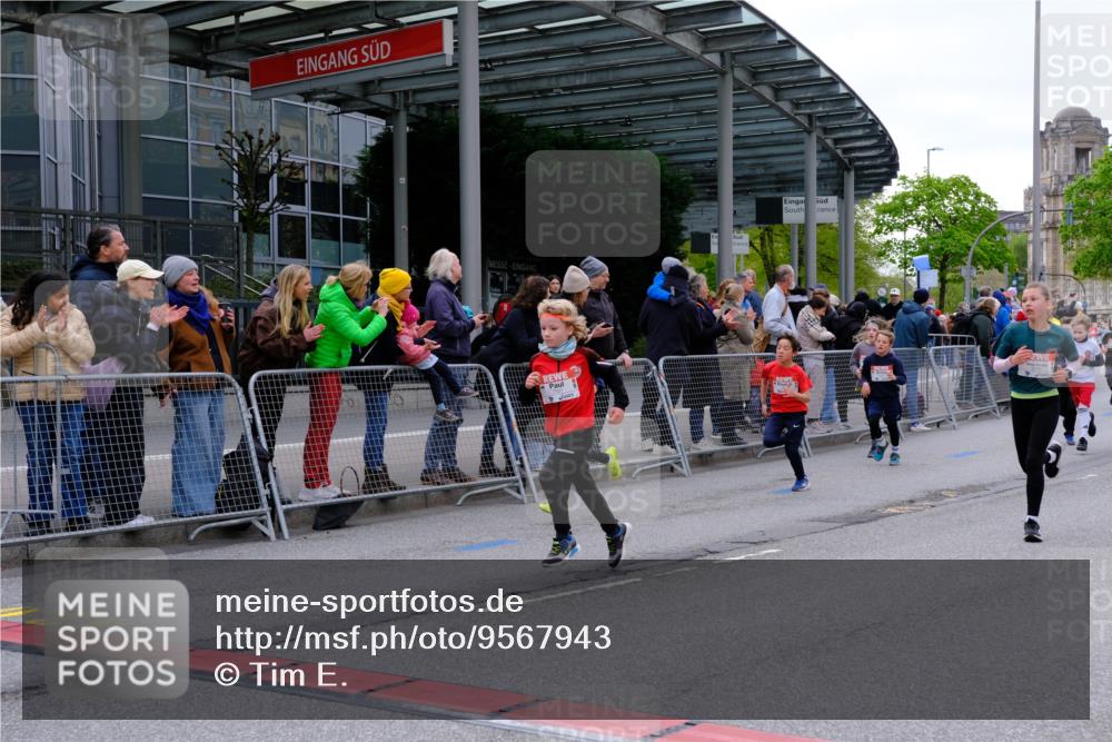 25.04.2026 - Das Zehntel Tim E. http://msf.ph/oto/9567943 25.04.2026 08:51:42 Ziel 1022, 1030, 1034, 1140, 1149, 1222, 1308, 1628, 1633, 1634, 1710, 2021, 2036, 2241, 2261, 2262, 2299, 2451, 2453, 2599, 2601, 2605, 2618, 2623, 2643, 2648, 2684, 2890, 2925, 3110, 3220, 3251, 4045 meine-sportfotos.de