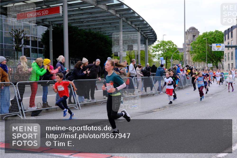 25.04.2026 - Das Zehntel Tim E. http://msf.ph/oto/9567947 25.04.2026 08:51:43 Ziel 1030, 1034, 1140, 1149, 1222, 1308, 1628, 1633, 1634, 1710, 2021, 2036, 2241, 2261, 2262, 2299, 2451, 2453, 2599, 2601, 2605, 2618, 2623, 2643, 2648, 2684, 2890, 3078, 3110, 3134, 3220, 3251, 4045 meine-sportfotos.de