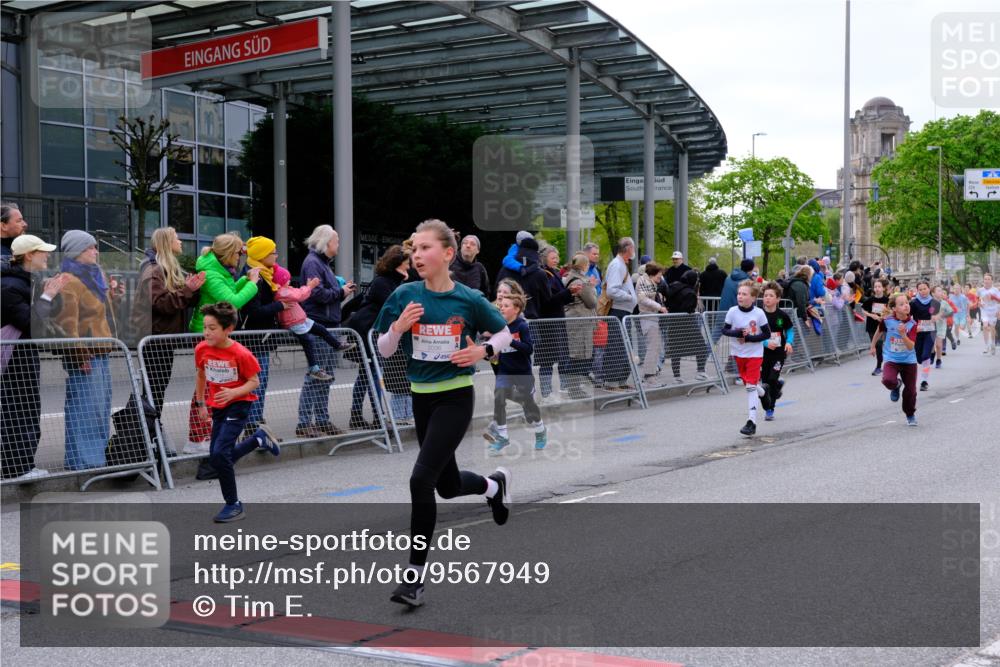 25.04.2026 - Das Zehntel Tim E. http://msf.ph/oto/9567949 25.04.2026 08:51:44 Ziel 1030, 1149, 1222, 1308, 1628, 1631, 1633, 1710, 2021, 2036, 2241, 2261, 2262, 2299, 2451, 2453, 2601, 2605, 2618, 2623, 2643, 2648, 2684, 2890, 3078, 3134, 3249, 3830, 4045 meine-sportfotos.de