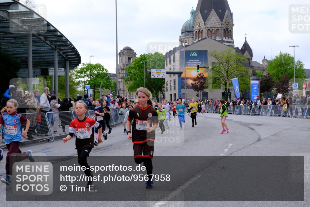 25.04.2026 - Das Zehntel Tim E. http://msf.ph/oto/9567958 25.04.2026 08:51:45 Ziel 1030, 1149, 1222, 1308, 1326, 1628, 1631, 1633, 1710, 2021, 2036, 2241, 2261, 2451, 2453, 2601, 2605, 2618, 2623, 2643, 2648, 2684, 2746, 2890, 3078, 3134, 3249, 3830, 4048 meine-sportfotos.de