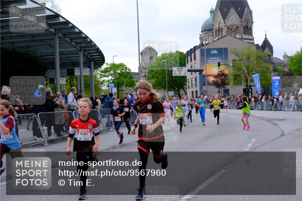 25.04.2026 - Das Zehntel Tim E. http://msf.ph/oto/9567960 25.04.2026 08:51:45 Ziel 1030, 1149, 1222, 1308, 1326, 1628, 1631, 1633, 1710, 2021, 2036, 2241, 2261, 2451, 2453, 2601, 2605, 2618, 2623, 2643, 2648, 2684, 2746, 2890, 3078, 3134, 3249, 3830, 4048 meine-sportfotos.de