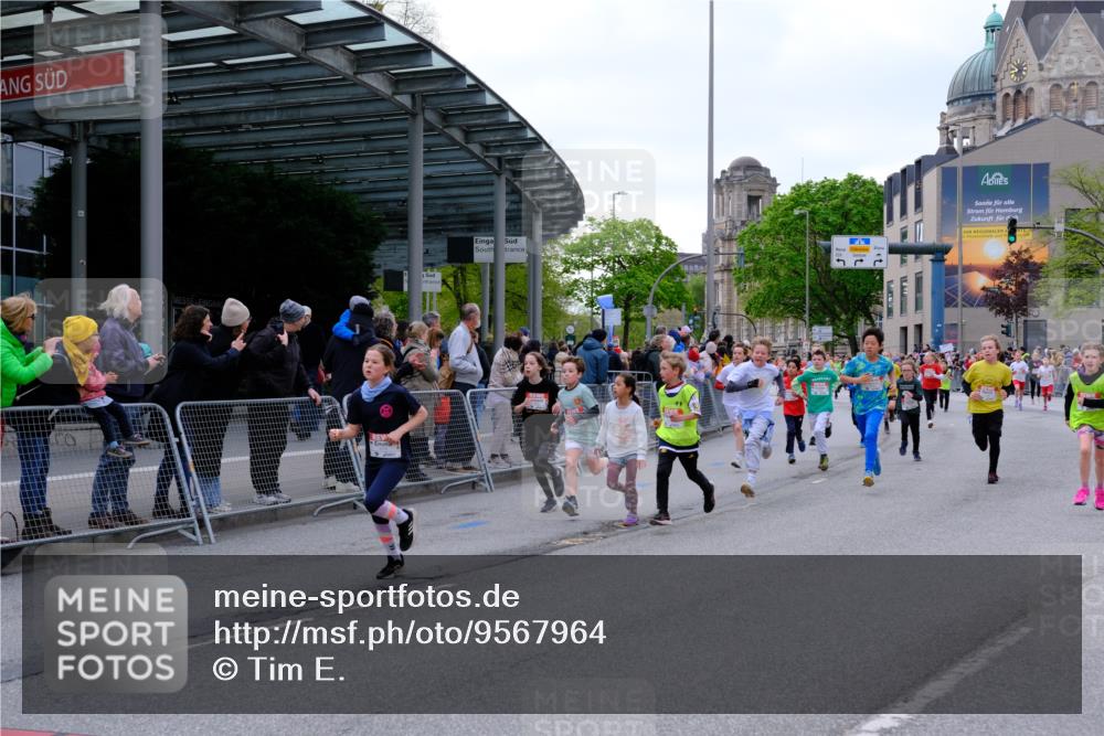25.04.2026 - Das Zehntel Tim E. http://msf.ph/oto/9567964 25.04.2026 08:51:47 Ziel 1030, 1149, 1222, 1225, 1308, 1326, 1628, 1631, 1633, 1710, 2021, 2036, 2241, 2495, 2605, 2618, 2623, 2643, 2648, 2684, 2746, 2890, 3078, 3134, 3249, 3423, 3613, 3830, 3969, 4048 meine-sportfotos.de