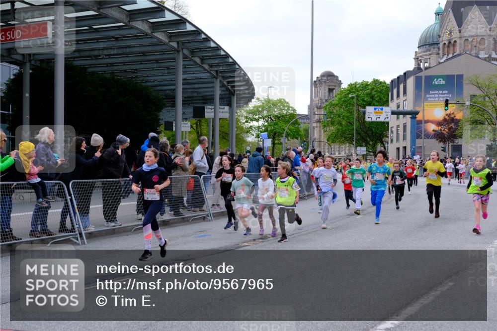 25.04.2026 - Das Zehntel Tim E. http://msf.ph/oto/9567965 25.04.2026 08:51:47 Ziel 1030, 1149, 1222, 1225, 1308, 1326, 1628, 1631, 1633, 1710, 2021, 2036, 2241, 2495, 2605, 2618, 2623, 2643, 2648, 2684, 2746, 2890, 3078, 3134, 3249, 3423, 3613, 3830, 3969, 4048 meine-sportfotos.de