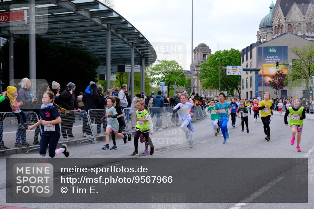 25.04.2026 - Das Zehntel Tim E. http://msf.ph/oto/9567966 25.04.2026 08:51:47 Ziel 1030, 1149, 1222, 1225, 1308, 1326, 1628, 1631, 1633, 1710, 2021, 2036, 2241, 2495, 2605, 2618, 2623, 2643, 2648, 2684, 2746, 2890, 3078, 3134, 3249, 3423, 3613, 3830, 3969, 4048 meine-sportfotos.de