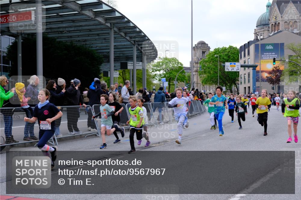 25.04.2026 - Das Zehntel Tim E. http://msf.ph/oto/9567967 25.04.2026 08:51:47 Ziel 1030, 1149, 1222, 1225, 1308, 1326, 1628, 1631, 1633, 1710, 2021, 2036, 2241, 2495, 2605, 2618, 2623, 2643, 2648, 2684, 2746, 2890, 3078, 3134, 3249, 3423, 3613, 3830, 3969, 4048 meine-sportfotos.de