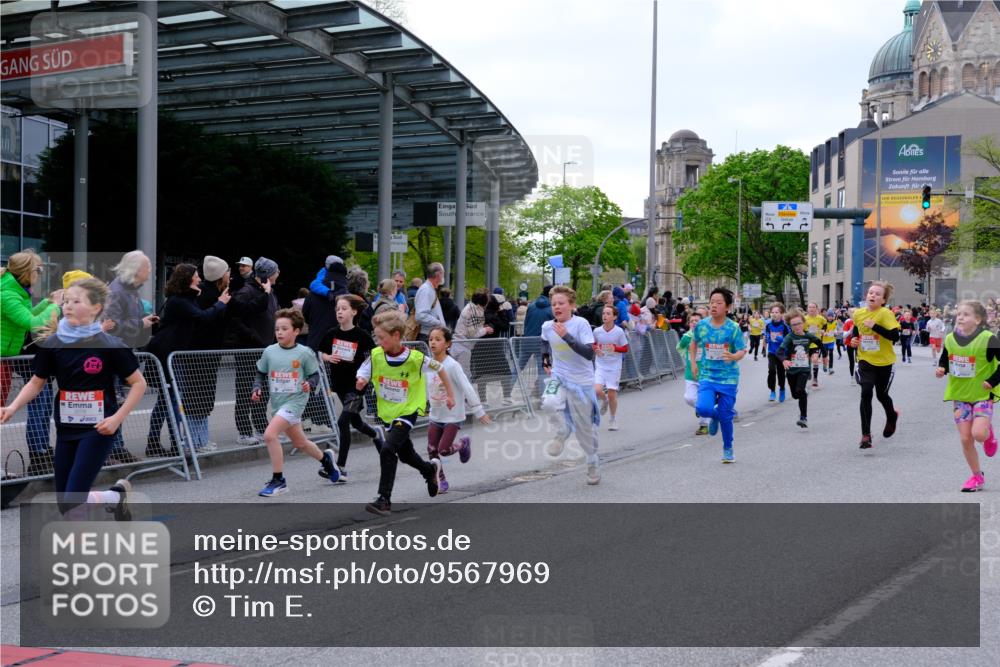 25.04.2026 - Das Zehntel Tim E. http://msf.ph/oto/9567969 25.04.2026 08:51:48 Ziel 1030, 1149, 1222, 1225, 1308, 1326, 1628, 1631, 1633, 1710, 2021, 2036, 2241, 2495, 2605, 2618, 2623, 2643, 2648, 2673, 2680, 2684, 2746, 2890, 3078, 3134, 3249, 3423, 3613, 3830, 3969, 4048 meine-sportfotos.de