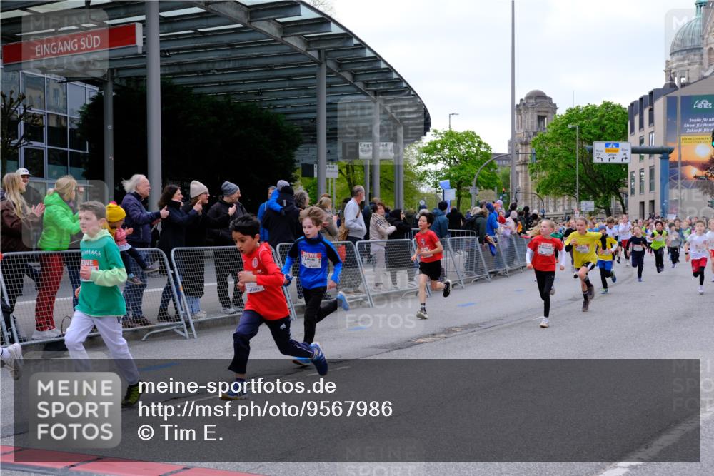 25.04.2026 - Das Zehntel Tim E. http://msf.ph/oto/9567986 25.04.2026 08:51:51 Ziel 1030, 1225, 1273, 1326, 1628, 1631, 1633, 1710, 1730, 2036, 2241, 2300, 2495, 2605, 2618, 2673, 2680, 2746, 2797, 2870, 2873, 2877, 2886, 2890, 3078, 3134, 3167, 3249, 3423, 3613, 3654, 3830, 3969, 4047, 4048 meine-sportfotos.de