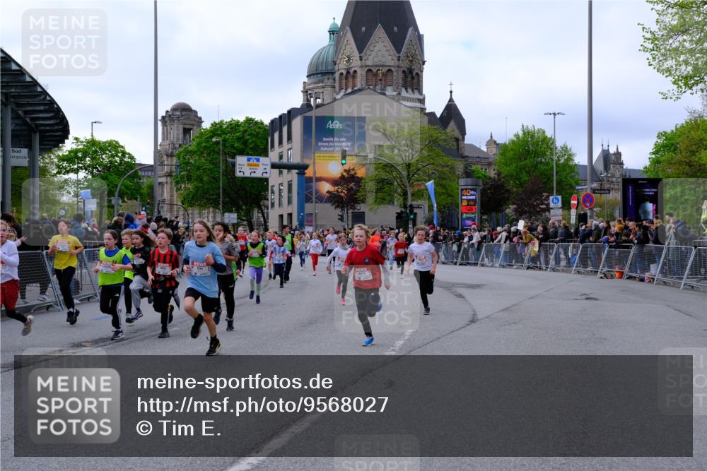 25.04.2026 - Das Zehntel Tim E. http://msf.ph/oto/9568027 25.04.2026 08:51:58 Ziel 1139, 1225, 1273, 1367, 1589, 1730, 1769, 1789, 1798, 1943, 2300, 2495, 2673, 2680, 2797, 2870, 2873, 2877, 2884, 2886, 2901, 2990, 3112, 3164, 3167, 3175, 3214, 3423, 3512, 3533, 3613, 3654, 3691, 3695, 3811, 3969, 4037, 4047 meine-sportfotos.de