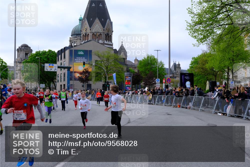 25.04.2026 - Das Zehntel Tim E. http://msf.ph/oto/9568028 25.04.2026 08:51:59 Ziel 1139, 1273, 1367, 1589, 1730, 1769, 1789, 1798, 1943, 1981, 2300, 2673, 2680, 2797, 2870, 2871, 2873, 2877, 2884, 2886, 2901, 2990, 3112, 3164, 3167, 3175, 3214, 3348, 3380, 3512, 3533, 3654, 3691, 3695, 3811, 3969, 4037, 4047 meine-sportfotos.de