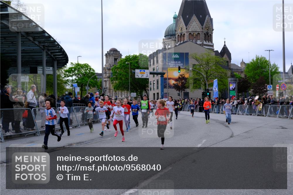 25.04.2026 - Das Zehntel Tim E. http://msf.ph/oto/9568040 25.04.2026 08:52:02 Ziel 1139, 1147, 1367, 1589, 1730, 1761, 1769, 1789, 1798, 1848, 1943, 1981, 2300, 2307, 2325, 2659, 2660, 2870, 2871, 2873, 2877, 2884, 2901, 2990, 3112, 3164, 3167, 3175, 3214, 3348, 3356, 3380, 3512, 3533, 3575, 3691, 3695, 3811, 4037 meine-sportfotos.de