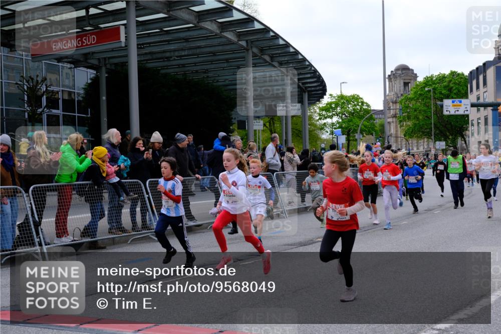 25.04.2026 - Das Zehntel Tim E. http://msf.ph/oto/9568049 25.04.2026 08:52:03 Ziel 1139, 1147, 1367, 1368, 1460, 1589, 1730, 1761, 1769, 1789, 1798, 1848, 1943, 1981, 2307, 2325, 2659, 2660, 2870, 2871, 2877, 2884, 2901, 2990, 3112, 3164, 3167, 3175, 3214, 3348, 3356, 3380, 3512, 3533, 3575, 3691, 3695, 3789, 3808, 3811, 4037 meine-sportfotos.de