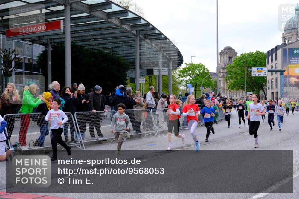 25.04.2026 - Das Zehntel Tim E. http://msf.ph/oto/9568053 25.04.2026 08:52:04 Ziel 1139, 1147, 1367, 1368, 1460, 1473, 1589, 1761, 1769, 1789, 1798, 1848, 1943, 1981, 2307, 2325, 2659, 2660, 2871, 2884, 2901, 2990, 3112, 3164, 3175, 3214, 3348, 3356, 3380, 3512, 3533, 3575, 3691, 3695, 3789, 3808, 3811, 4037 meine-sportfotos.de