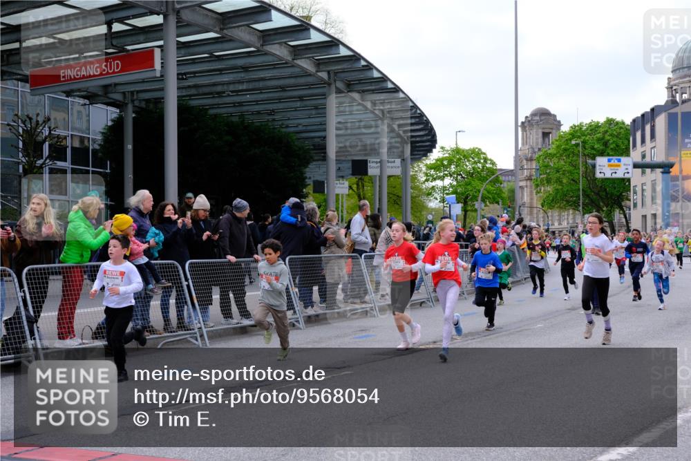 25.04.2026 - Das Zehntel Tim E. http://msf.ph/oto/9568054 25.04.2026 08:52:04 Ziel 1139, 1147, 1367, 1368, 1460, 1473, 1589, 1761, 1769, 1789, 1798, 1848, 1943, 1981, 2307, 2325, 2659, 2660, 2871, 2884, 2901, 2990, 3112, 3164, 3175, 3214, 3348, 3356, 3380, 3512, 3533, 3575, 3691, 3695, 3789, 3808, 3811, 4037 meine-sportfotos.de
