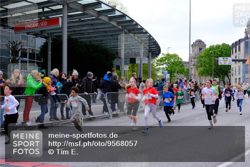 25.04.2026 - Das Zehntel Tim E. http://msf.ph/oto/9568057 25.04.2026 08:52:04 Ziel 1139, 1147, 1367, 1368, 1460, 1473, 1589, 1761, 1769, 1789, 1798, 1848, 1943, 1981, 2307, 2325, 2659, 2660, 2871, 2884, 2901, 2990, 3112, 3164, 3175, 3214, 3348, 3356, 3380, 3512, 3533, 3575, 3691, 3695, 3789, 3808, 3811, 4037 meine-sportfotos.de