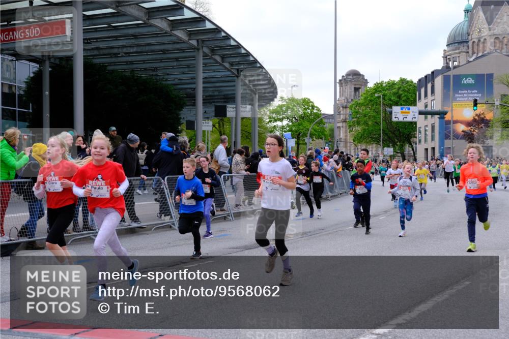 25.04.2026 - Das Zehntel Tim E. http://msf.ph/oto/9568062 25.04.2026 08:52:05 Ziel 1139, 1147, 1367, 1368, 1460, 1466, 1473, 1589, 1610, 1761, 1769, 1789, 1798, 1848, 1943, 1981, 2013, 2307, 2325, 2659, 2660, 2785, 2871, 2884, 2901, 2990, 3112, 3164, 3214, 3348, 3356, 3380, 3481, 3512, 3533, 3575, 3691, 3695, 3789, 3808, 3811, 4037 meine-sportfotos.de