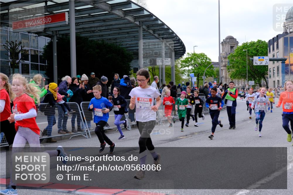 25.04.2026 - Das Zehntel Tim E. http://msf.ph/oto/9568066 25.04.2026 08:52:06 Ziel 1139, 1147, 1367, 1368, 1460, 1466, 1473, 1589, 1610, 1761, 1789, 1798, 1848, 1943, 1981, 2013, 2307, 2325, 2659, 2660, 2785, 2871, 2901, 2990, 3164, 3214, 3348, 3356, 3380, 3481, 3512, 3533, 3561, 3575, 3789, 3808, 3811, 4037 meine-sportfotos.de
