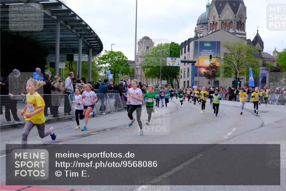 25.04.2026 - Das Zehntel Tim E. http://msf.ph/oto/9568086 25.04.2026 08:52:10 Ziel 1147, 1368, 1460, 1466, 1473, 1610, 1681, 1761, 1848, 1981, 2013, 2307, 2325, 2659, 2660, 2728, 2756, 2767, 2785, 2871, 2980, 3163, 3348, 3356, 3380, 3481, 3525, 3527, 3534, 3547, 3561, 3575, 3576, 3789, 3808 meine-sportfotos.de