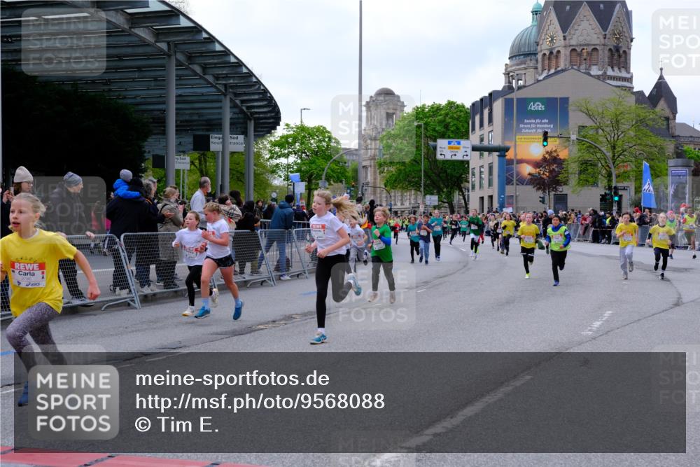 25.04.2026 - Das Zehntel Tim E. http://msf.ph/oto/9568088 25.04.2026 08:52:10 Ziel 1147, 1368, 1460, 1466, 1473, 1610, 1681, 1761, 1848, 1981, 2013, 2307, 2325, 2659, 2660, 2728, 2756, 2767, 2785, 2871, 2980, 3163, 3348, 3356, 3380, 3481, 3525, 3527, 3534, 3547, 3561, 3575, 3576, 3789, 3808 meine-sportfotos.de