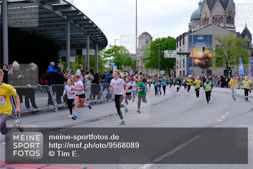 25.04.2026 - Das Zehntel Tim E. http://msf.ph/oto/9568089 25.04.2026 08:52:10 Ziel 1147, 1368, 1460, 1466, 1473, 1610, 1681, 1761, 1848, 1981, 2013, 2307, 2325, 2659, 2660, 2728, 2756, 2767, 2785, 2871, 2980, 3163, 3348, 3356, 3380, 3481, 3525, 3527, 3534, 3547, 3561, 3575, 3576, 3789, 3808 meine-sportfotos.de
