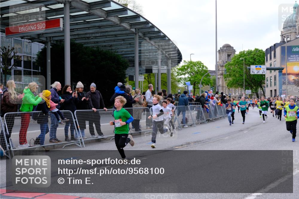 25.04.2026 - Das Zehntel Tim E. http://msf.ph/oto/9568100 25.04.2026 08:52:12 Ziel 1136, 1138, 1147, 1368, 1460, 1466, 1473, 1610, 1681, 1761, 1848, 2013, 2307, 2325, 2659, 2660, 2728, 2756, 2767, 2785, 2789, 2826, 2975, 2980, 2984, 3163, 3181, 3186, 3356, 3481, 3525, 3527, 3534, 3547, 3561, 3575, 3576, 3789, 3808, 3837 meine-sportfotos.de