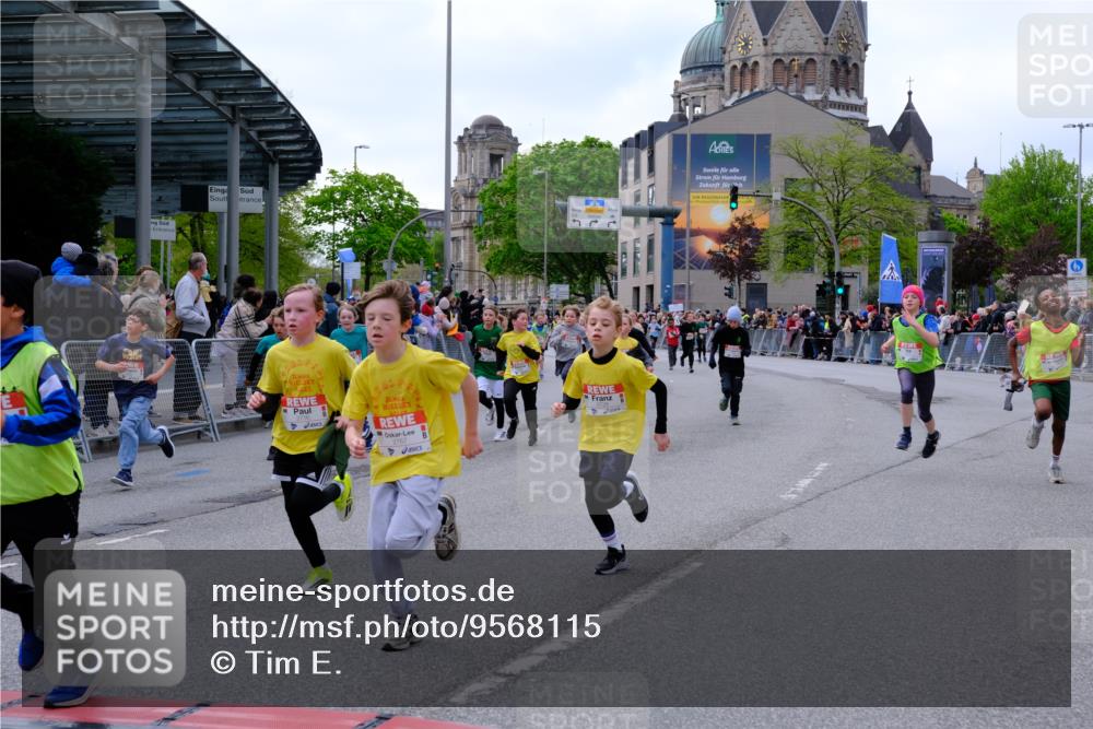 25.04.2026 - Das Zehntel Tim E. http://msf.ph/oto/9568115 25.04.2026 08:52:14 Ziel 1136, 1138, 1368, 1460, 1466, 1473, 1610, 1679, 1681, 1688, 1761, 1848, 2013, 2307, 2325, 2728, 2756, 2767, 2785, 2789, 2826, 2975, 2980, 2984, 3163, 3181, 3186, 3481, 3525, 3527, 3534, 3547, 3561, 3576, 3789, 3808, 3837 meine-sportfotos.de