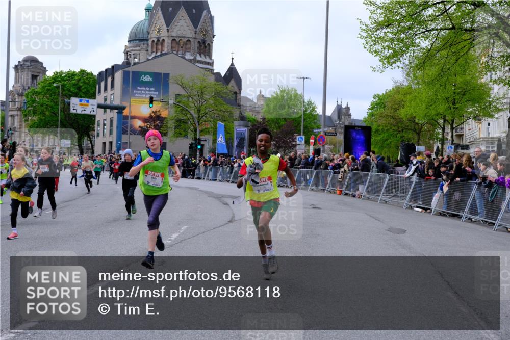 25.04.2026 - Das Zehntel Tim E. http://msf.ph/oto/9568118 25.04.2026 08:52:15 Ziel 1136, 1138, 1368, 1460, 1466, 1473, 1610, 1679, 1681, 1688, 2013, 2728, 2756, 2767, 2785, 2789, 2826, 2975, 2980, 2984, 3136, 3163, 3181, 3186, 3481, 3525, 3527, 3534, 3547, 3561, 3576, 3789, 3808, 3837 meine-sportfotos.de