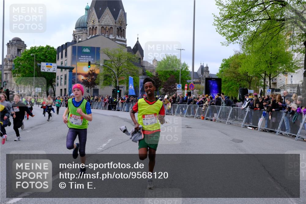 25.04.2026 - Das Zehntel Tim E. http://msf.ph/oto/9568120 25.04.2026 08:52:15 Ziel 1136, 1138, 1368, 1460, 1466, 1473, 1610, 1679, 1681, 1688, 2013, 2728, 2756, 2767, 2785, 2789, 2826, 2975, 2980, 2984, 3136, 3163, 3181, 3186, 3481, 3525, 3527, 3534, 3547, 3561, 3576, 3789, 3808, 3837 meine-sportfotos.de