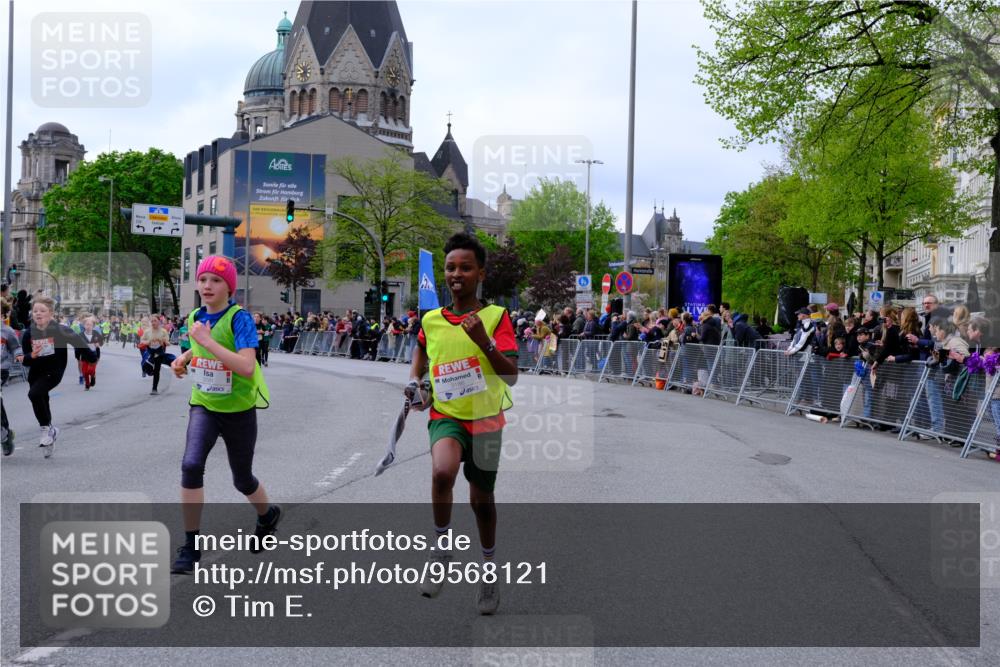 25.04.2026 - Das Zehntel Tim E. http://msf.ph/oto/9568121 25.04.2026 08:52:15 Ziel 1136, 1138, 1368, 1460, 1466, 1473, 1610, 1679, 1681, 1688, 2013, 2728, 2756, 2767, 2785, 2789, 2826, 2975, 2980, 2984, 3136, 3163, 3181, 3186, 3481, 3525, 3527, 3534, 3547, 3561, 3576, 3789, 3808, 3837 meine-sportfotos.de