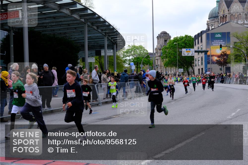 25.04.2026 - Das Zehntel Tim E. http://msf.ph/oto/9568125 25.04.2026 08:52:17 Ziel 1136, 1138, 1466, 1610, 1679, 1681, 1688, 2013, 2728, 2756, 2767, 2785, 2789, 2826, 2899, 2975, 2980, 2984, 3136, 3163, 3181, 3186, 3481, 3525, 3527, 3534, 3547, 3561, 3576, 3674, 3837 meine-sportfotos.de