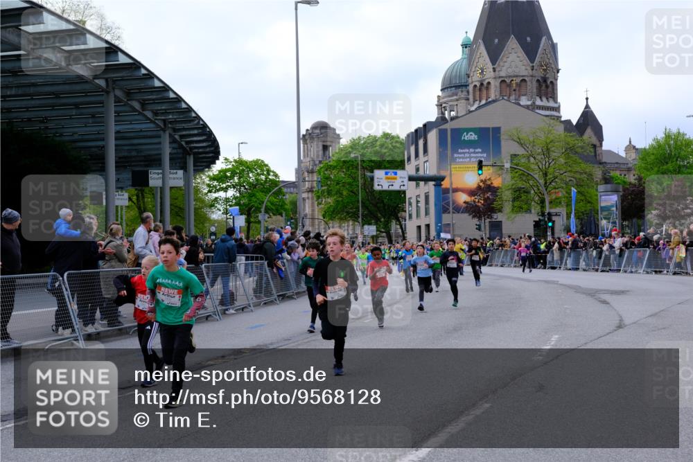 25.04.2026 - Das Zehntel Tim E. http://msf.ph/oto/9568128 25.04.2026 08:52:23 Ziel 1136, 1138, 1171, 1209, 1274, 1398, 1679, 1688, 1718, 1962, 2061, 2492, 2789, 2826, 2899, 2975, 2984, 3010, 3136, 3181, 3186, 3341, 3674, 3837, 4069 meine-sportfotos.de