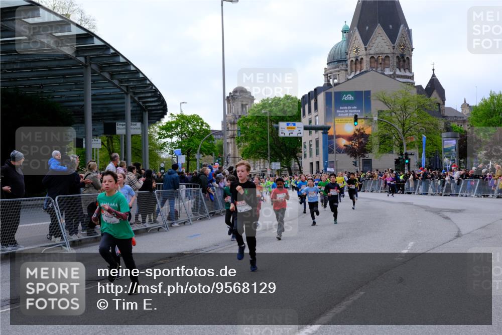 25.04.2026 - Das Zehntel Tim E. http://msf.ph/oto/9568129 25.04.2026 08:52:23 Ziel 1136, 1138, 1171, 1209, 1274, 1398, 1679, 1688, 1718, 1962, 2061, 2492, 2789, 2826, 2899, 2975, 2984, 3010, 3136, 3181, 3186, 3341, 3674, 3837, 4069 meine-sportfotos.de