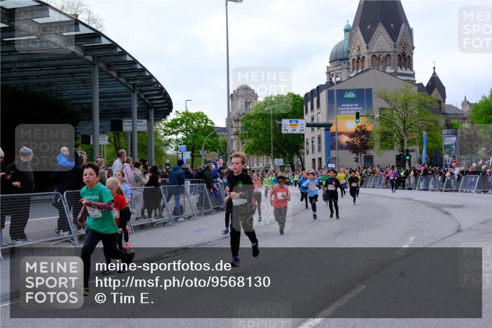 25.04.2026 - Das Zehntel Tim E. http://msf.ph/oto/9568130 25.04.2026 08:52:23 Ziel 1136, 1138, 1171, 1209, 1274, 1398, 1679, 1688, 1718, 1962, 2061, 2492, 2789, 2826, 2899, 2975, 2984, 3010, 3136, 3181, 3186, 3341, 3674, 3837, 4069 meine-sportfotos.de