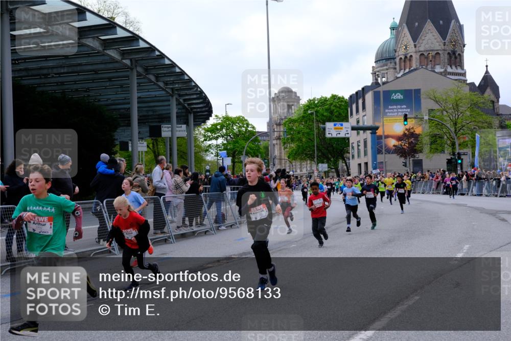25.04.2026 - Das Zehntel Tim E. http://msf.ph/oto/9568133 25.04.2026 08:52:23 Ziel 1136, 1138, 1171, 1209, 1274, 1398, 1679, 1688, 1718, 1962, 2061, 2492, 2789, 2826, 2899, 2975, 2984, 3010, 3136, 3181, 3186, 3341, 3674, 3837, 4069 meine-sportfotos.de