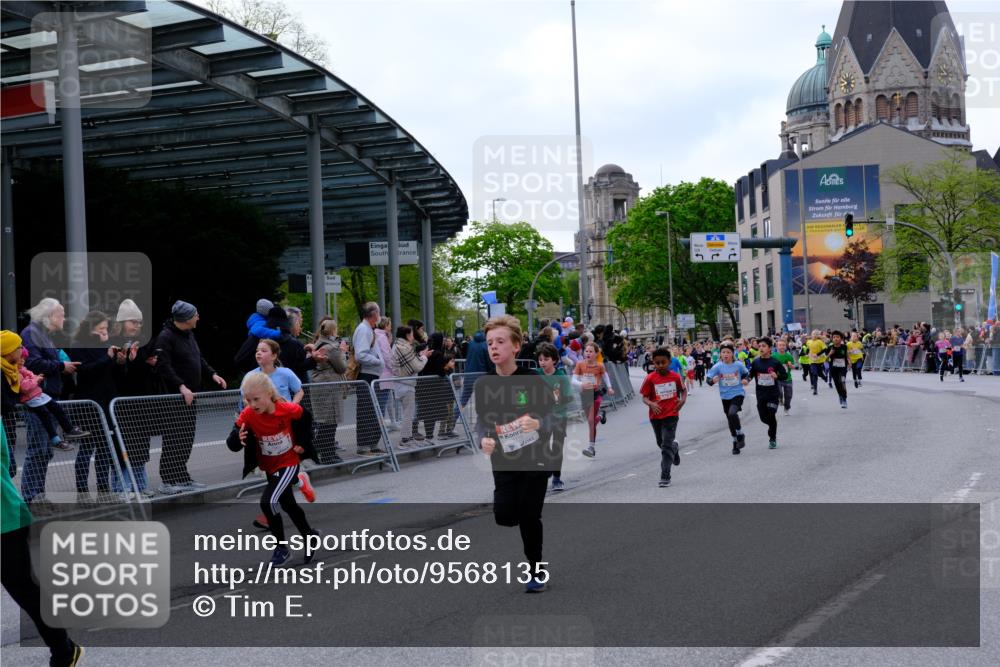 25.04.2026 - Das Zehntel Tim E. http://msf.ph/oto/9568135 25.04.2026 08:52:23 Ziel 1136, 1138, 1171, 1209, 1274, 1398, 1679, 1688, 1718, 1962, 2061, 2492, 2789, 2826, 2899, 2975, 2984, 3010, 3136, 3181, 3186, 3341, 3674, 3837, 4069 meine-sportfotos.de