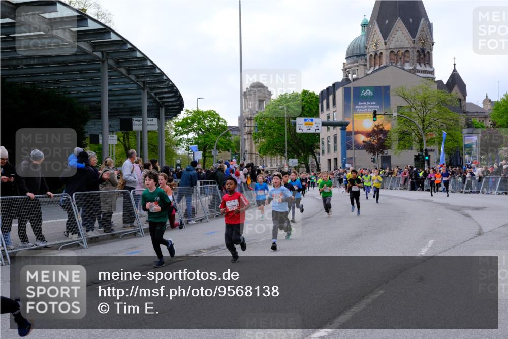 25.04.2026 - Das Zehntel Tim E. http://msf.ph/oto/9568138 25.04.2026 08:52:24 Ziel 1136, 1138, 1171, 1209, 1274, 1275, 1398, 1679, 1684, 1687, 1688, 1718, 1962, 2061, 2492, 2826, 2899, 3010, 3136, 3341, 3674, 3837, 4069 meine-sportfotos.de