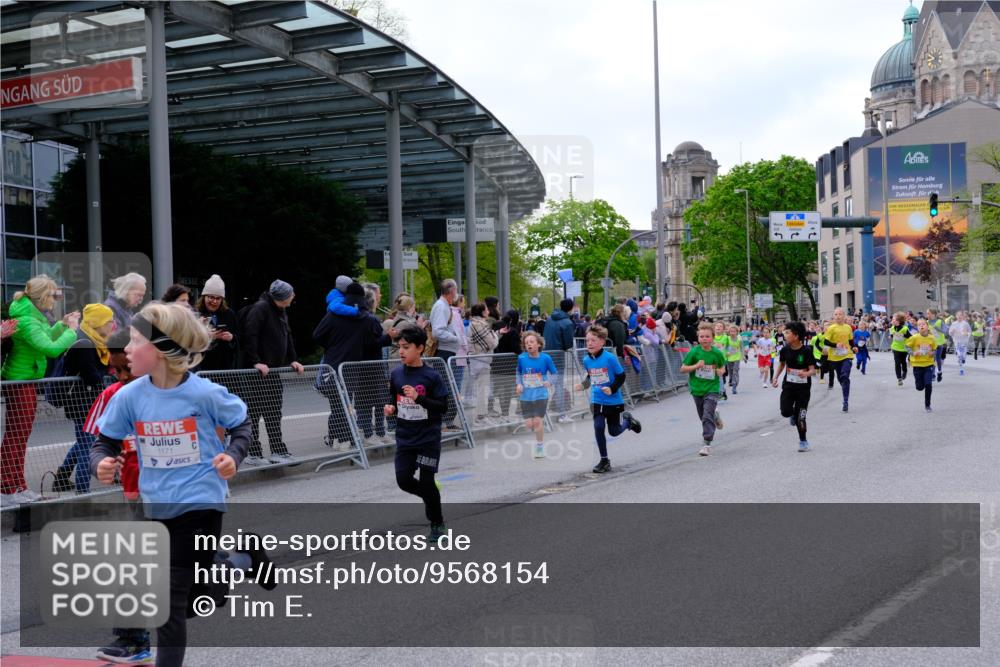 25.04.2026 - Das Zehntel Tim E. http://msf.ph/oto/9568154 25.04.2026 08:52:26 Ziel 1171, 1209, 1274, 1275, 1398, 1679, 1684, 1687, 1718, 1962, 2061, 2492, 2774, 2786, 2899, 3010, 3136, 3341, 3674, 4069 meine-sportfotos.de