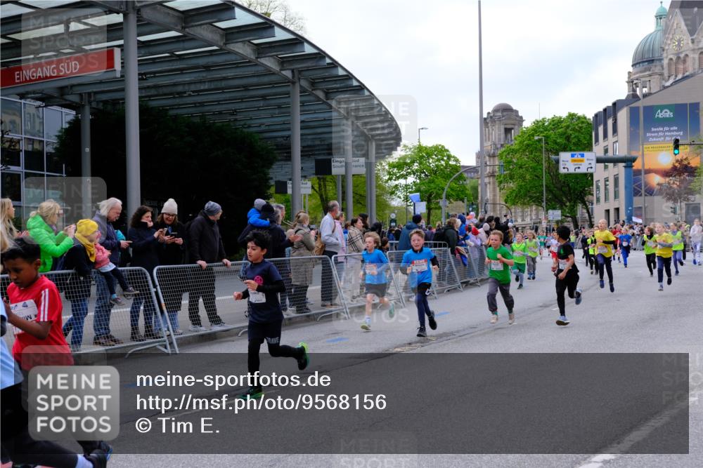 25.04.2026 - Das Zehntel Tim E. http://msf.ph/oto/9568156 25.04.2026 08:52:26 Ziel 1171, 1209, 1274, 1275, 1398, 1679, 1684, 1687, 1718, 1962, 2061, 2492, 2774, 2786, 2899, 3010, 3136, 3341, 3674, 4069 meine-sportfotos.de