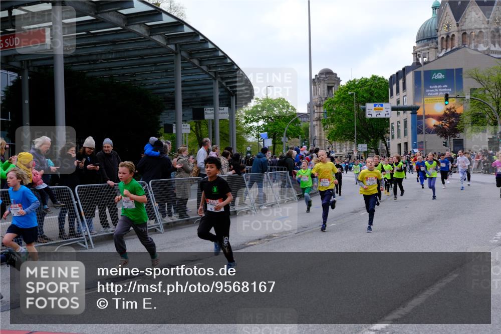 25.04.2026 - Das Zehntel Tim E. http://msf.ph/oto/9568167 25.04.2026 08:52:28 Ziel 1040, 1042, 1108, 1171, 1209, 1267, 1274, 1275, 1319, 1398, 1410, 1684, 1687, 1718, 1962, 2050, 2061, 2065, 2492, 2774, 2786, 2880, 2899, 3010, 3180, 3198, 3210, 3341, 3605, 3674, 3708, 4069 meine-sportfotos.de