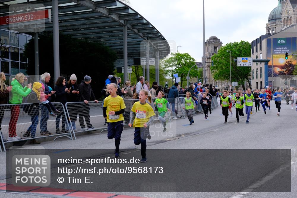 25.04.2026 - Das Zehntel Tim E. http://msf.ph/oto/9568173 25.04.2026 08:52:29 Ziel 1040, 1042, 1108, 1171, 1209, 1267, 1274, 1275, 1319, 1398, 1410, 1684, 1687, 1718, 1962, 2029, 2050, 2061, 2065, 2492, 2774, 2786, 2880, 3010, 3180, 3198, 3210, 3341, 3605, 3674, 3708, 4069 meine-sportfotos.de