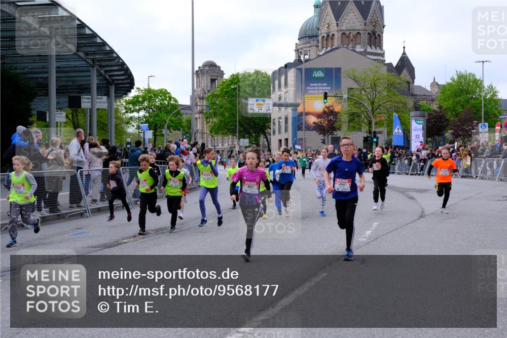 25.04.2026 - Das Zehntel Tim E. http://msf.ph/oto/9568177 25.04.2026 08:52:31 Ziel 1040, 1042, 1108, 1171, 1209, 1267, 1274, 1275, 1319, 1398, 1410, 1684, 1687, 1718, 1836, 1962, 2029, 2050, 2061, 2065, 2155, 2644, 2774, 2786, 2880, 3010, 3180, 3198, 3210, 3219, 3405, 3605, 3708, 3711, 4069 meine-sportfotos.de
