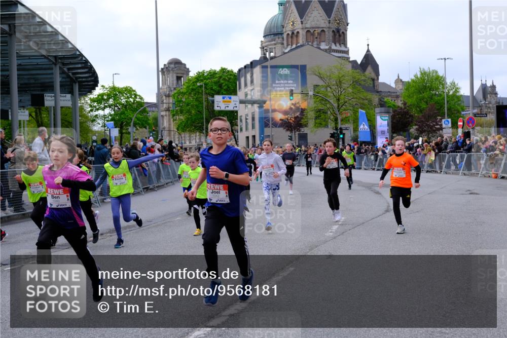 25.04.2026 - Das Zehntel Tim E. http://msf.ph/oto/9568181 25.04.2026 08:52:32 Ziel 1040, 1042, 1108, 1171, 1209, 1267, 1274, 1275, 1319, 1398, 1410, 1632, 1684, 1687, 1836, 1846, 2029, 2050, 2061, 2065, 2155, 2327, 2644, 2774, 2786, 2880, 3010, 3180, 3198, 3210, 3219, 3405, 3605, 3708, 3711, 4069 meine-sportfotos.de