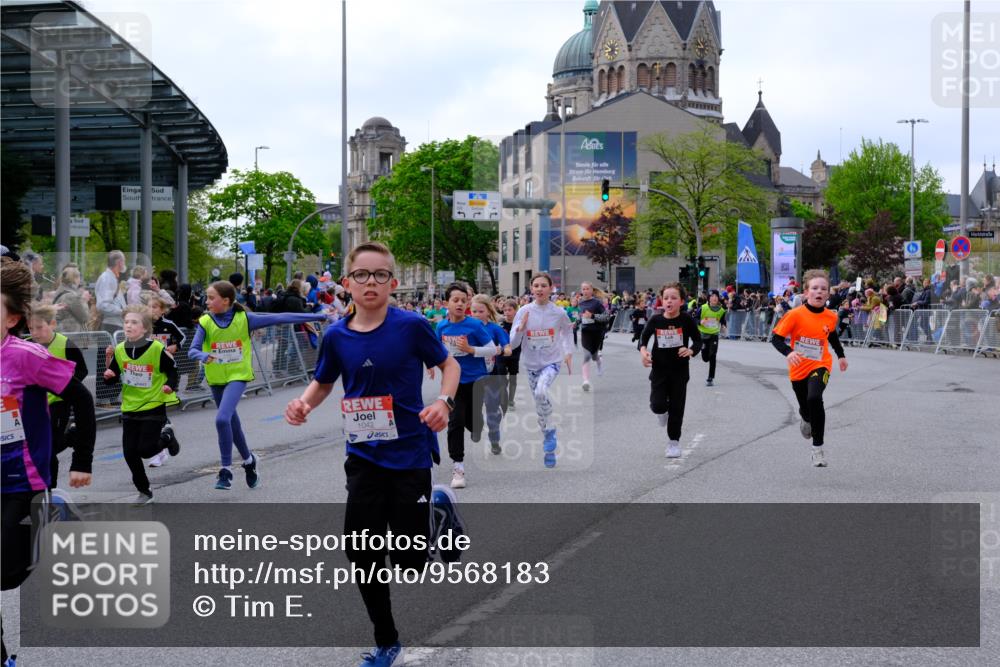 25.04.2026 - Das Zehntel Tim E. http://msf.ph/oto/9568183 25.04.2026 08:52:32 Ziel 1040, 1042, 1108, 1171, 1209, 1267, 1274, 1275, 1319, 1398, 1410, 1632, 1684, 1687, 1836, 1846, 2029, 2050, 2061, 2065, 2155, 2327, 2644, 2774, 2786, 2880, 3010, 3180, 3198, 3210, 3219, 3405, 3605, 3708, 3711, 4069 meine-sportfotos.de