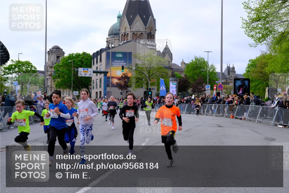 25.04.2026 - Das Zehntel Tim E. http://msf.ph/oto/9568184 25.04.2026 08:52:33 Ziel 1040, 1042, 1108, 1171, 1267, 1274, 1275, 1319, 1398, 1410, 1632, 1684, 1687, 1836, 1846, 2029, 2050, 2061, 2065, 2155, 2327, 2343, 2644, 2774, 2786, 2876, 2880, 3010, 3180, 3198, 3210, 3219, 3405, 3605, 3708, 3711, 4069 meine-sportfotos.de