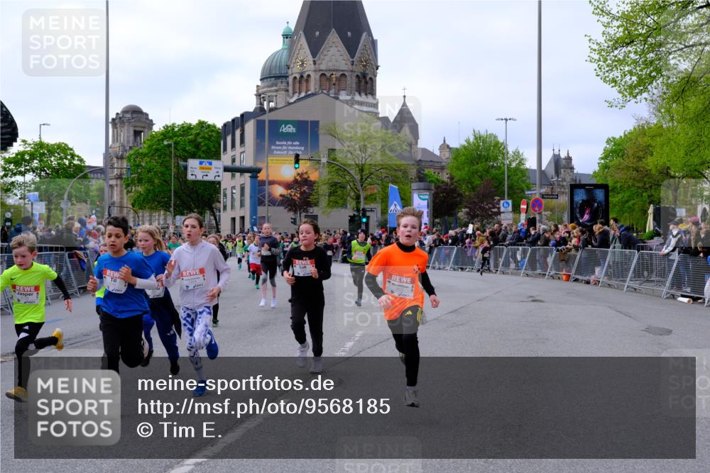 25.04.2026 - Das Zehntel Tim E. http://msf.ph/oto/9568185 25.04.2026 08:52:33 Ziel 1040, 1042, 1108, 1171, 1267, 1274, 1275, 1319, 1398, 1410, 1632, 1684, 1687, 1836, 1846, 2029, 2050, 2061, 2065, 2155, 2327, 2343, 2644, 2774, 2786, 2876, 2880, 3010, 3180, 3198, 3210, 3219, 3405, 3605, 3708, 3711, 4069 meine-sportfotos.de
