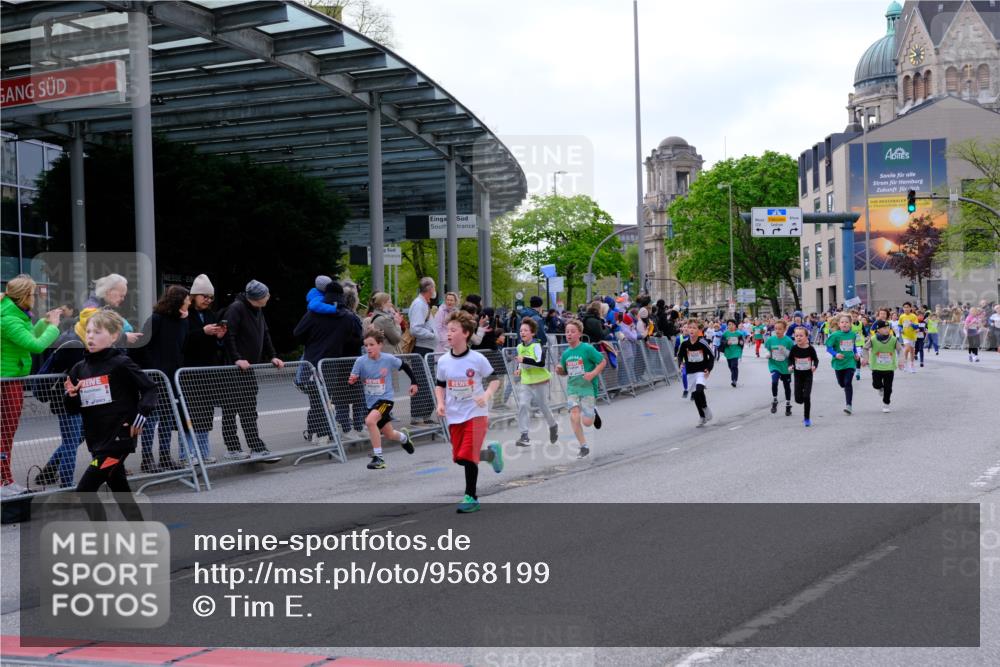 25.04.2026 - Das Zehntel Tim E. http://msf.ph/oto/9568199 25.04.2026 08:52:37 Ziel 1021, 1040, 1042, 1108, 1122, 1135, 1267, 1319, 1410, 1632, 1836, 1846, 2029, 2050, 2065, 2155, 2327, 2343, 2395, 2409, 2470, 2644, 2774, 2786, 2876, 2880, 2987, 3025, 3037, 3180, 3198, 3210, 3219, 3301, 3405, 3605, 3708, 3711, 4049 meine-sportfotos.de
