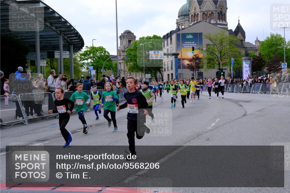 25.04.2026 - Das Zehntel Tim E. http://msf.ph/oto/9568206 25.04.2026 08:52:39 Ziel 1021, 1040, 1042, 1108, 1122, 1135, 1145, 1148, 1267, 1319, 1410, 1632, 1836, 1846, 2029, 2050, 2065, 2155, 2327, 2343, 2395, 2409, 2450, 2470, 2644, 2876, 2880, 2987, 3025, 3037, 3180, 3198, 3210, 3219, 3301, 3405, 3419, 3424, 3519, 3605, 3708, 3711, 4032, 4049 meine-sportfotos.de