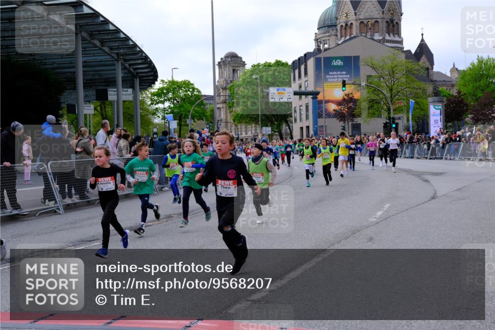 25.04.2026 - Das Zehntel Tim E. http://msf.ph/oto/9568207 25.04.2026 08:52:39 Ziel 1021, 1040, 1042, 1108, 1122, 1135, 1145, 1148, 1267, 1319, 1410, 1632, 1836, 1846, 2029, 2050, 2065, 2155, 2327, 2343, 2395, 2409, 2450, 2470, 2644, 2876, 2880, 2987, 3025, 3037, 3180, 3198, 3210, 3219, 3301, 3405, 3419, 3424, 3519, 3605, 3708, 3711, 4032, 4049 meine-sportfotos.de