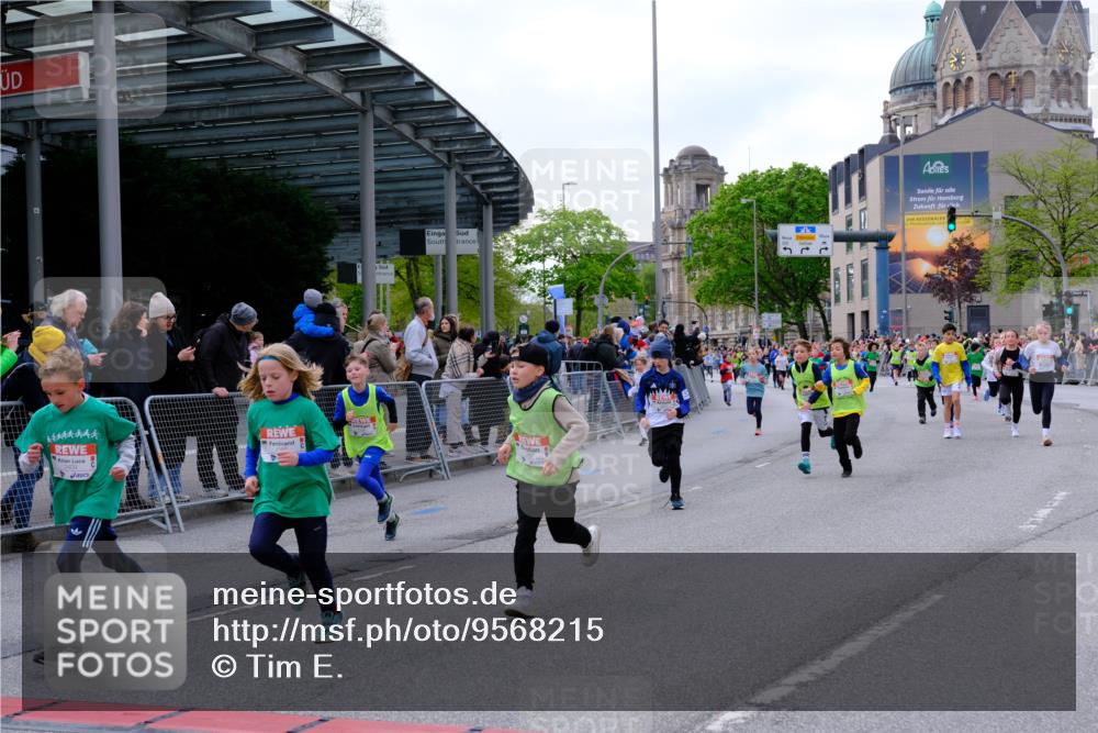 25.04.2026 - Das Zehntel Tim E. http://msf.ph/oto/9568215 25.04.2026 08:52:41 Ziel 1021, 1122, 1135, 1145, 1148, 1632, 1836, 1846, 2029, 2155, 2163, 2327, 2343, 2395, 2409, 2418, 2450, 2470, 2644, 2794, 2876, 2987, 3025, 3037, 3219, 3301, 3405, 3419, 3424, 3519, 3624, 3711, 4032, 4049 meine-sportfotos.de