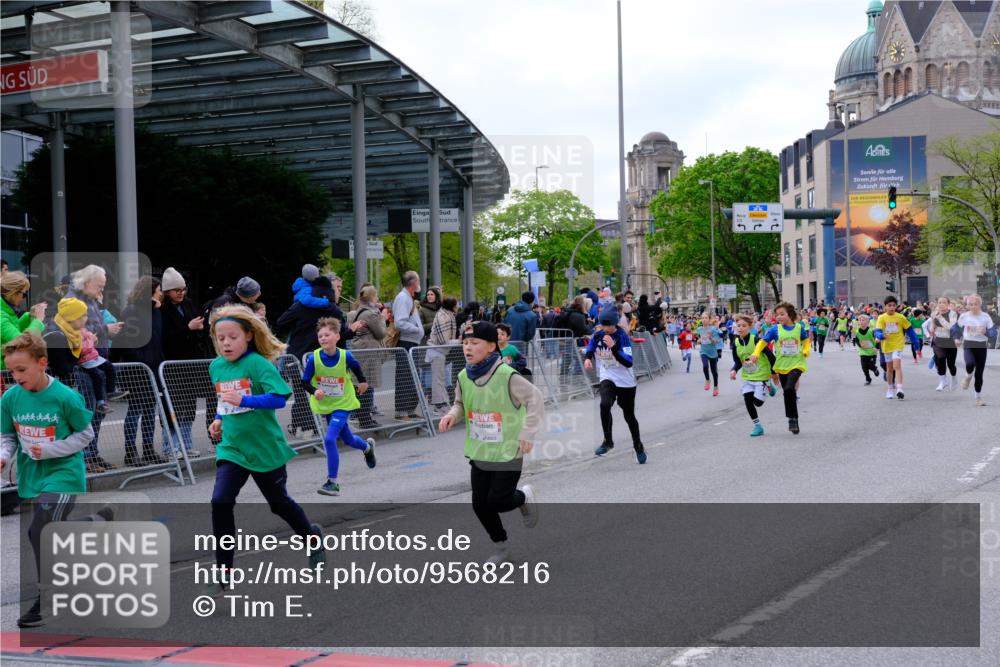 25.04.2026 - Das Zehntel Tim E. http://msf.ph/oto/9568216 25.04.2026 08:52:41 Ziel 1021, 1122, 1135, 1145, 1148, 1632, 1836, 1846, 2029, 2155, 2163, 2327, 2343, 2395, 2409, 2418, 2450, 2470, 2644, 2794, 2876, 2987, 3025, 3037, 3219, 3301, 3405, 3419, 3424, 3519, 3624, 3711, 4032, 4049 meine-sportfotos.de